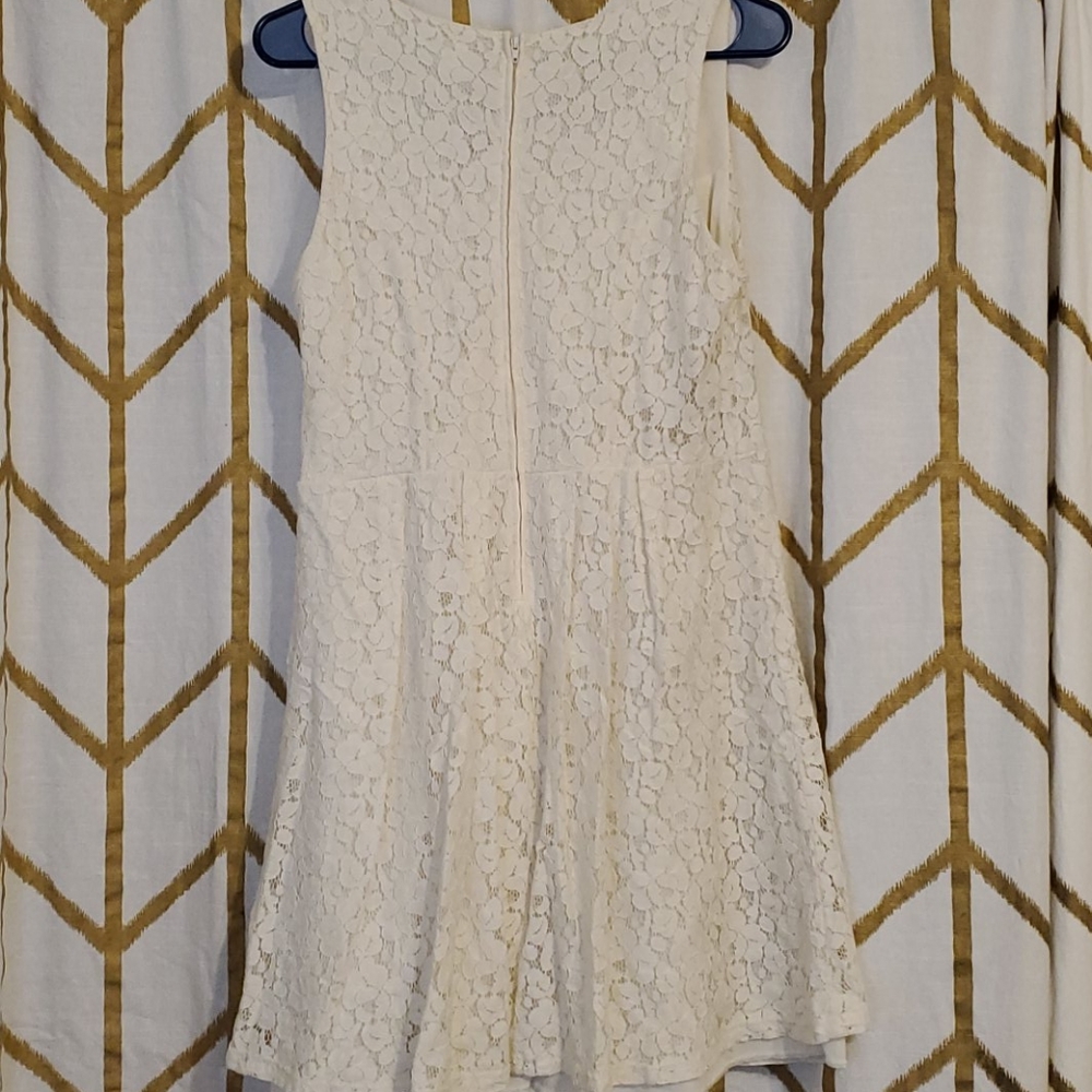 Francesca's Dress - Picture 2 of 3